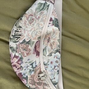 BEIS Bum Bag in Vintage Floral EUC